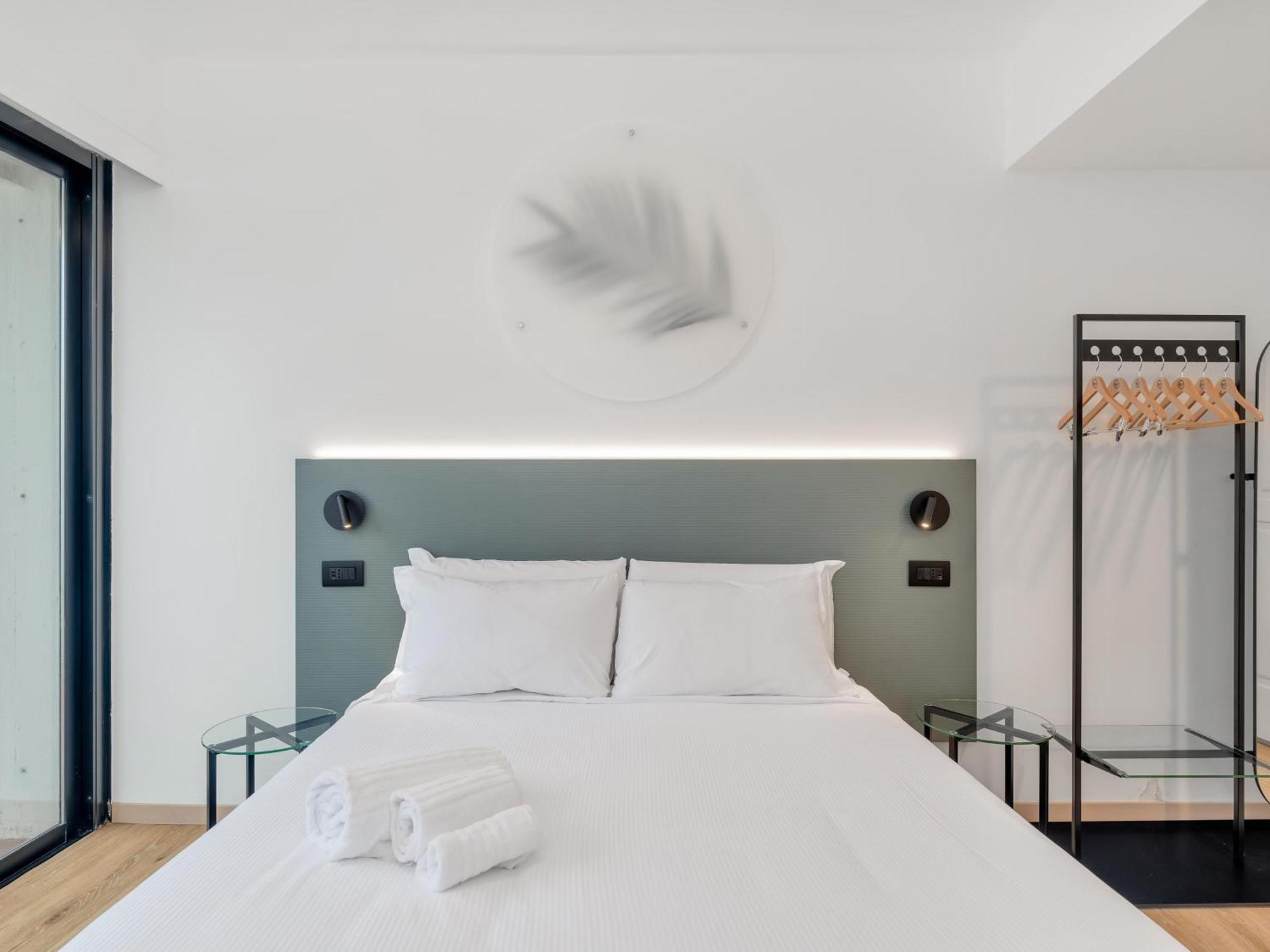 B&B Hotel Alba 外观 照片