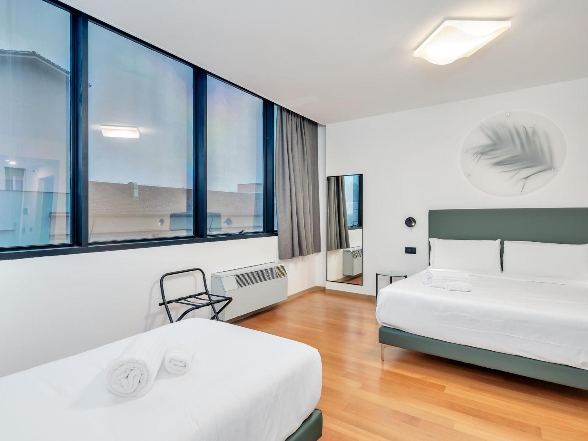B&B Hotel Alba 外观 照片