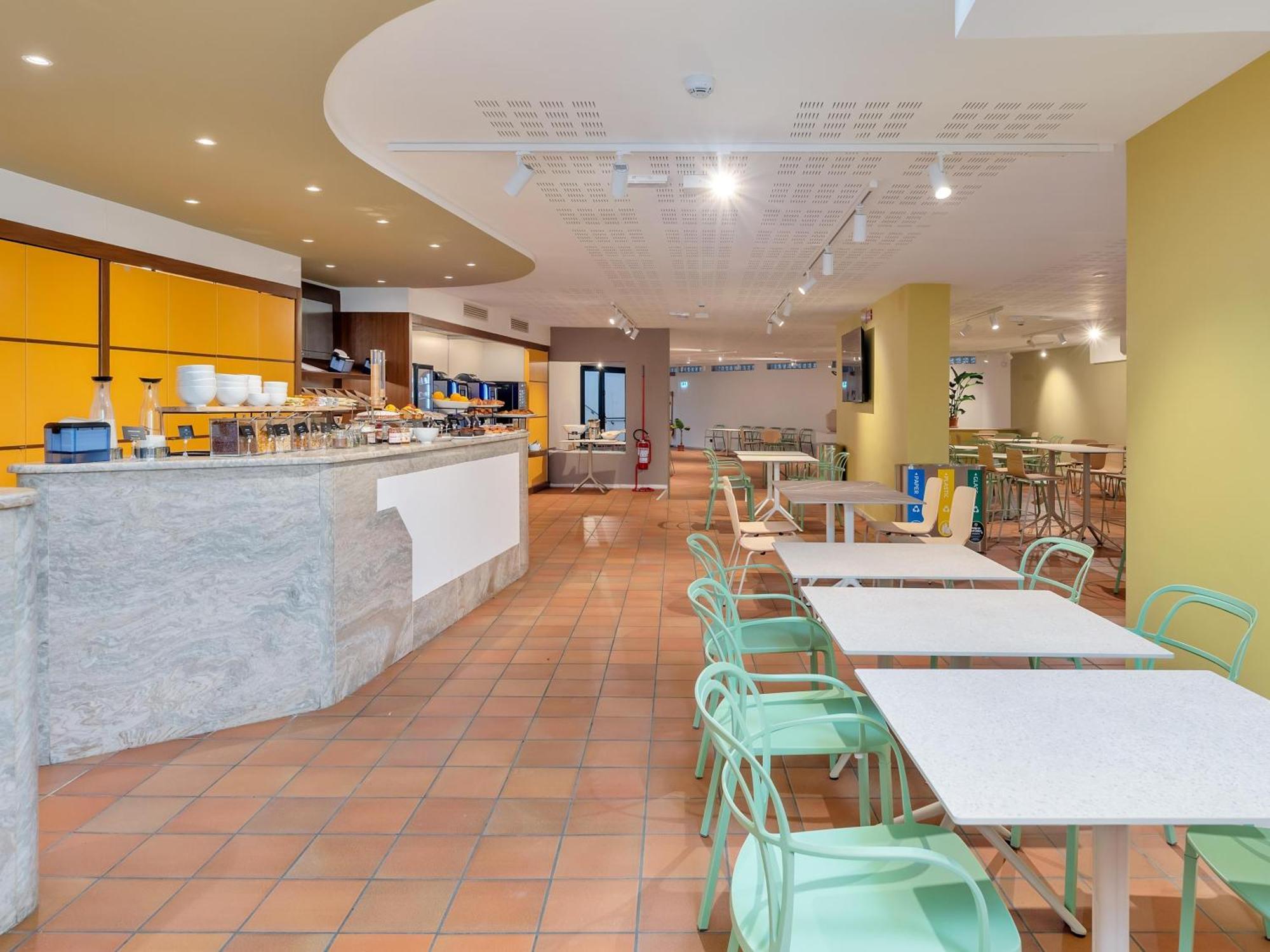 B&B Hotel Alba 外观 照片