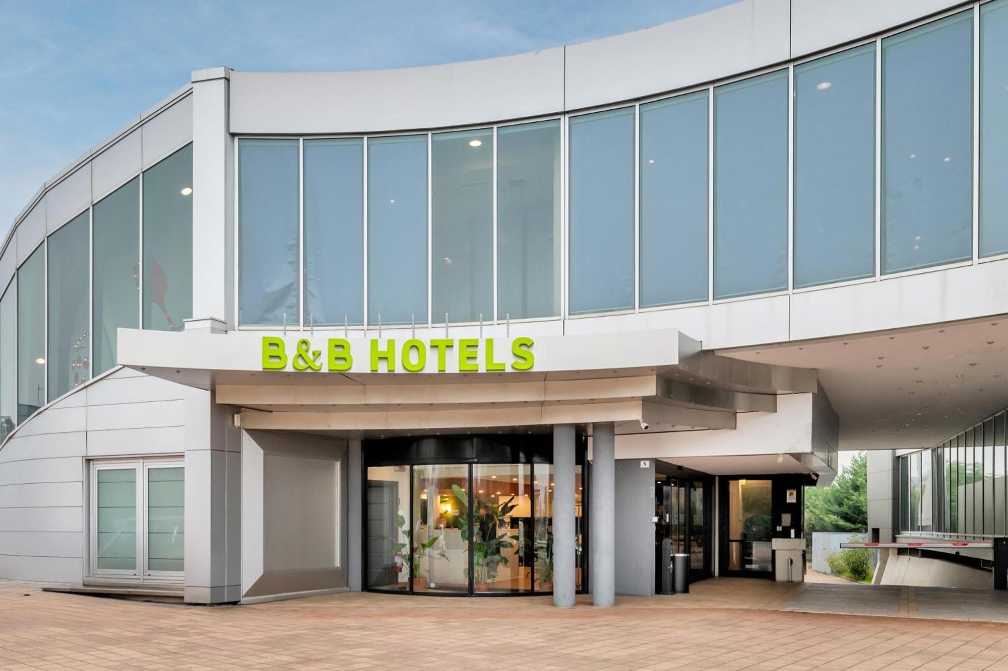 B&B Hotel Alba 外观 照片